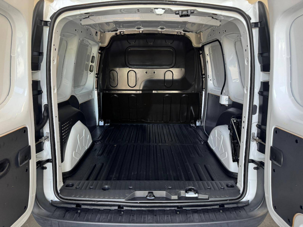 Acheter Renault Kangoo Express 2 KANGOO EXPRESS BLUE DCI 95 GRAND CONFORT 5p occasion dans les concessions du Groupe Faurie