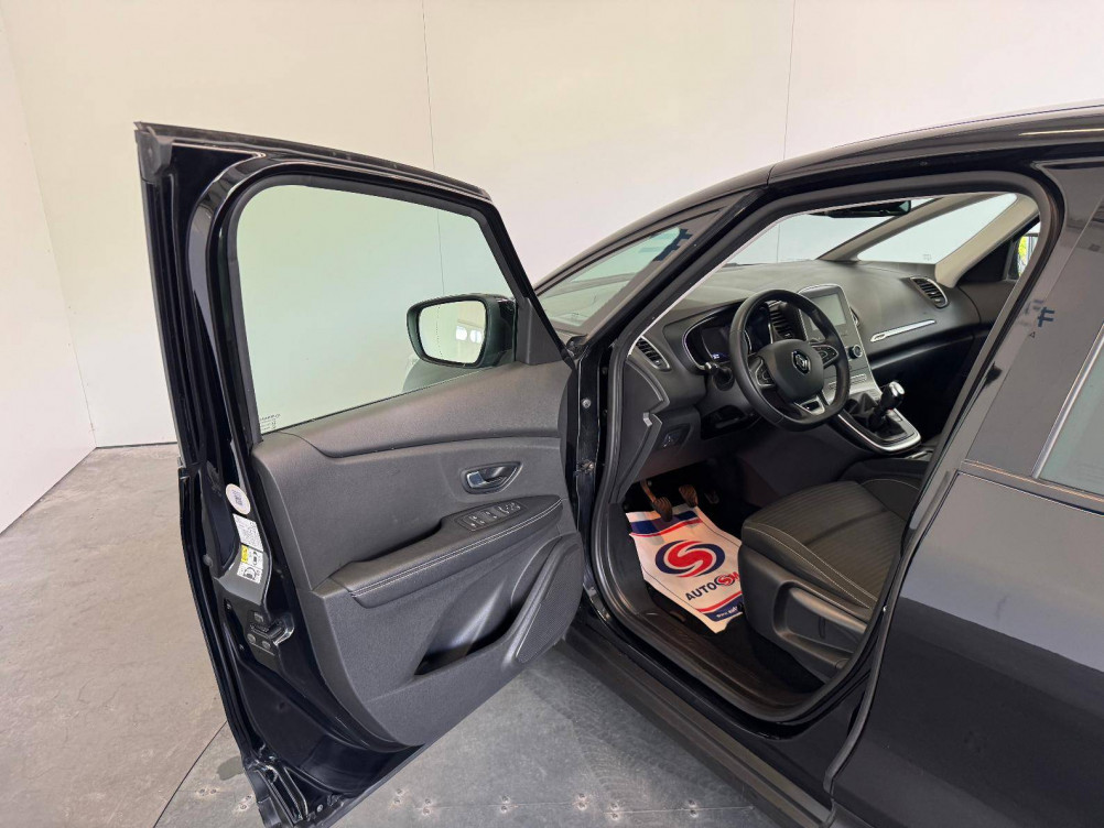 Acheter Renault Grand Scenic 4 Grand Scenic TCe 140 Evolution 5p occasion dans les concessions du Groupe Faurie