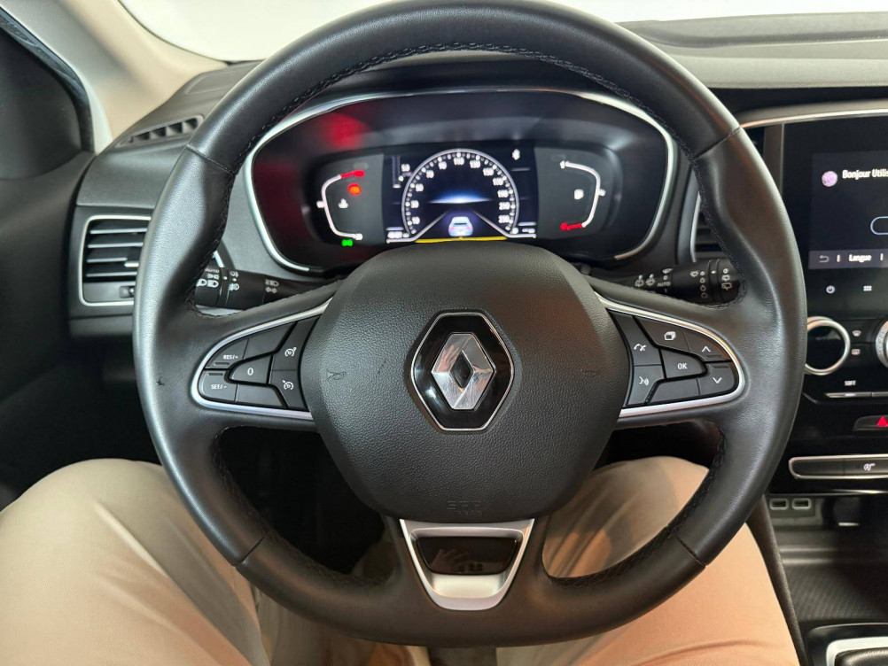 Acheter Renault Megane 4 Mégane IV Berline Blue dCi 115 Business 5p occasion dans les concessions du Groupe Faurie