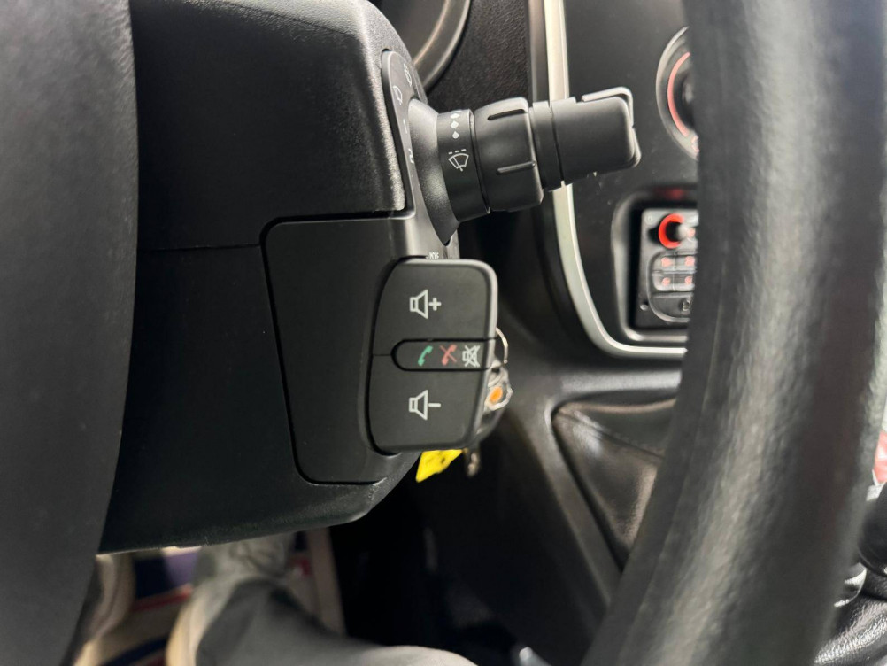 Acheter Renault Kangoo Express 2 KANGOO EXPRESS BLUE DCI 95 GRAND CONFORT 5p occasion dans les concessions du Groupe Faurie