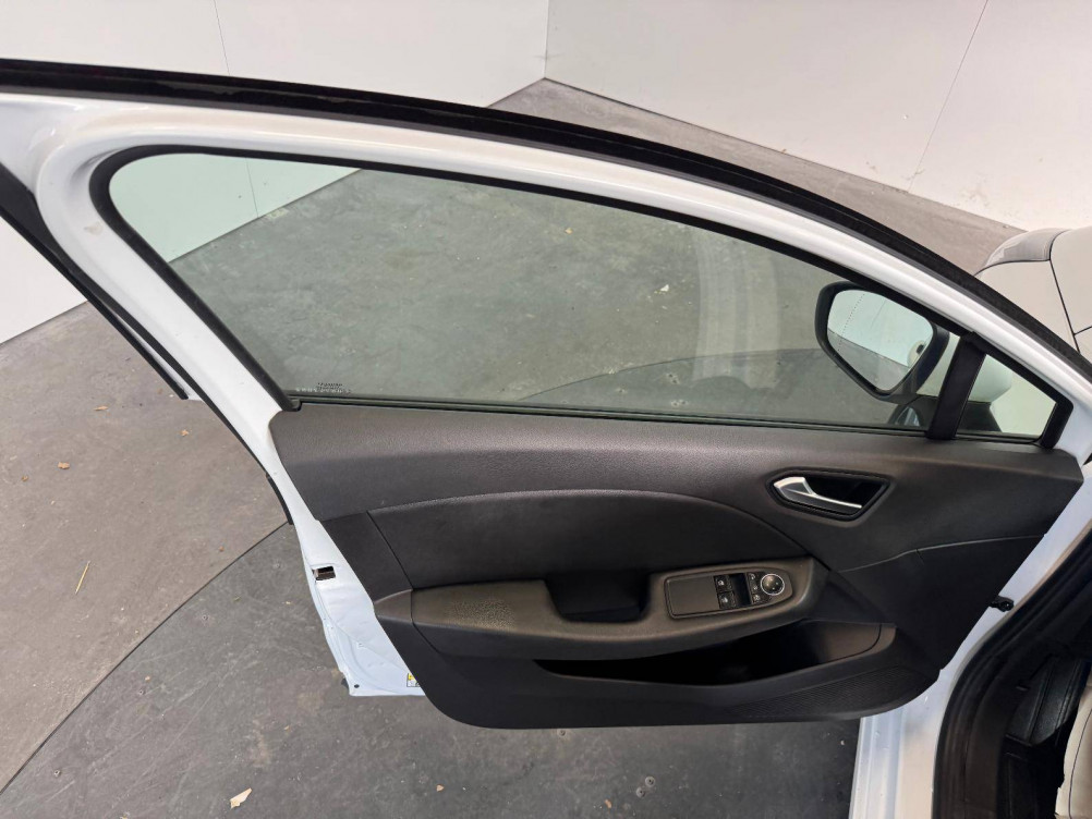 Acheter Renault Clio 5 Clio TCe 100 Zen 5p occasion dans les concessions du Groupe Faurie