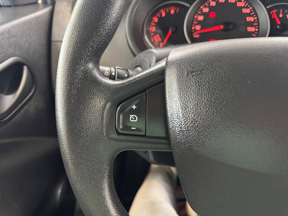 Acheter Renault Kangoo Express 2 KANGOO EXPRESS BLUE DCI 95 GRAND CONFORT 5p occasion dans les concessions du Groupe Faurie