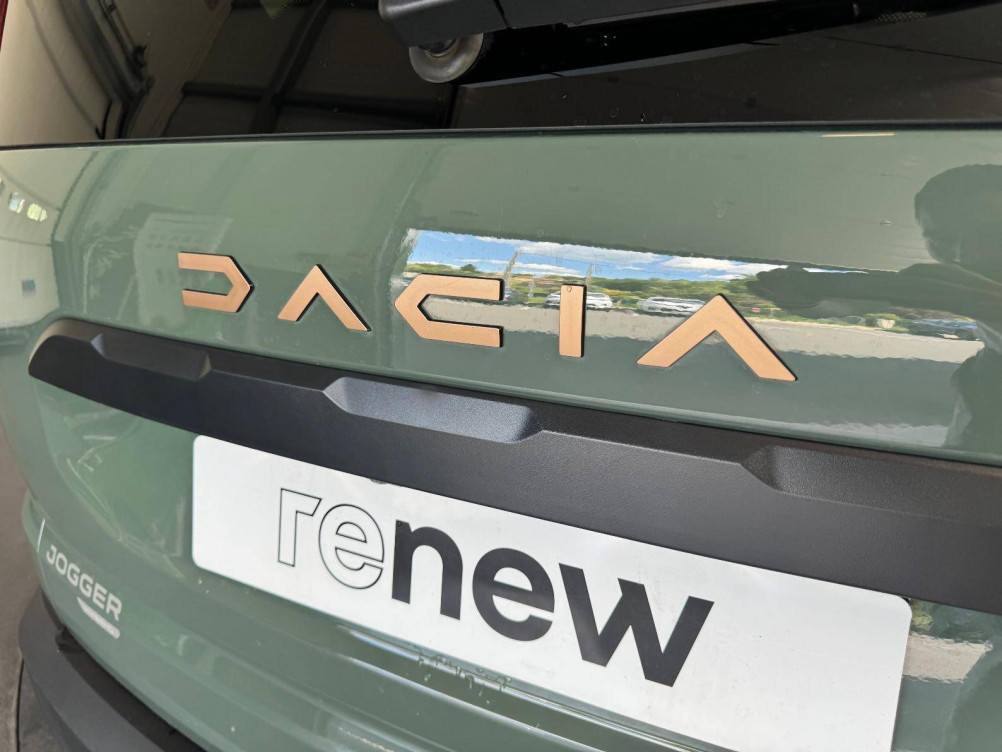 Acheter Dacia Jogger Jogger Hybrid 140 7 places Extreme 5p occasion dans les concessions du Groupe Faurie