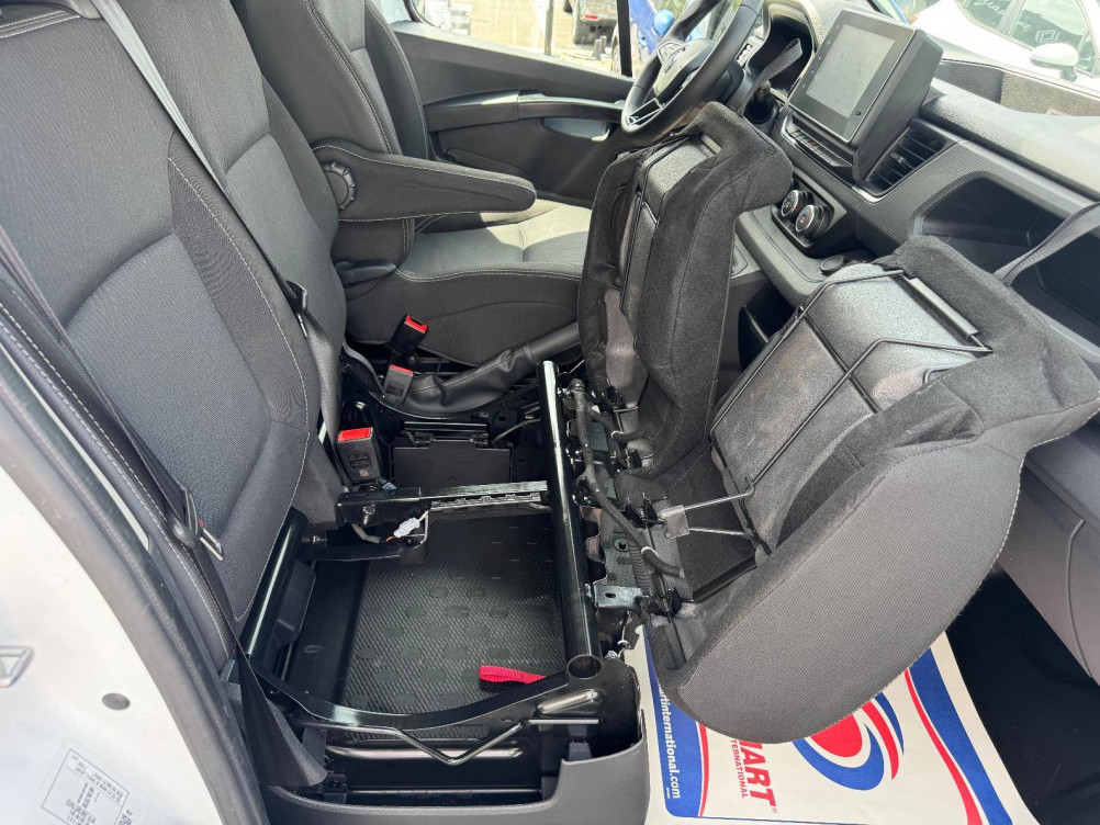 Acheter Renault Trafic 3 TRAFIC FGN L1H1 3000 KG BLUE DCI 130 GRAND CONFORT 4p occasion dans les concessions du Groupe Faurie