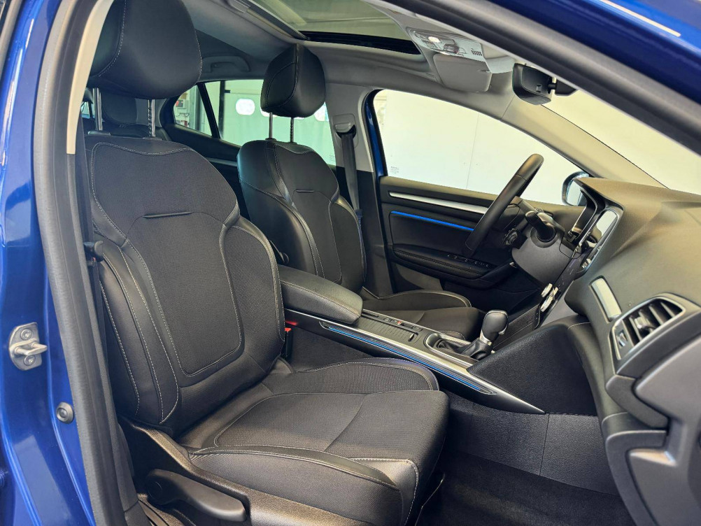 Acheter Renault Megane 4 Megane IV Berline Blue dCi 115 EDC Techno 5p occasion dans les concessions du Groupe Faurie