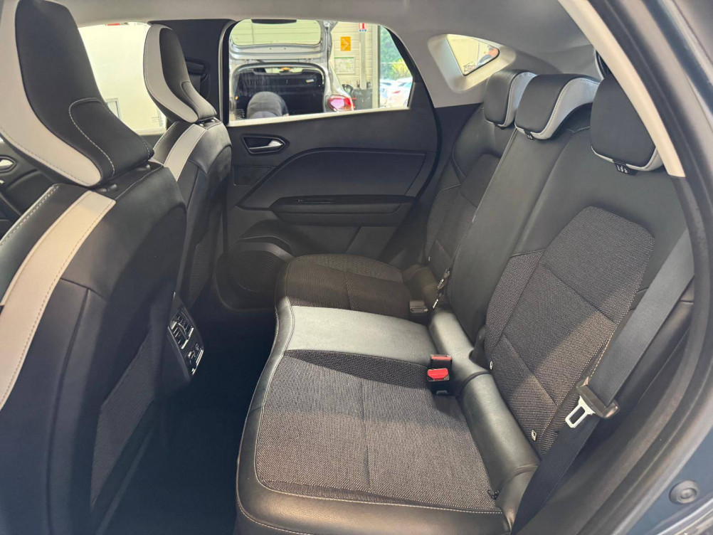 Acheter Renault Captur 2 Captur E-Tech 145 - 21 Intens 5p occasion dans les concessions du Groupe Faurie