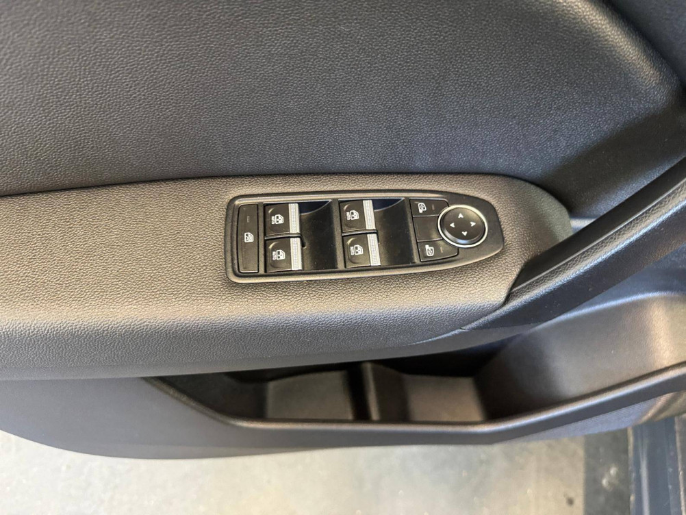 Acheter Renault Captur 2 Captur E-Tech 145 - 21 Intens 5p occasion dans les concessions du Groupe Faurie