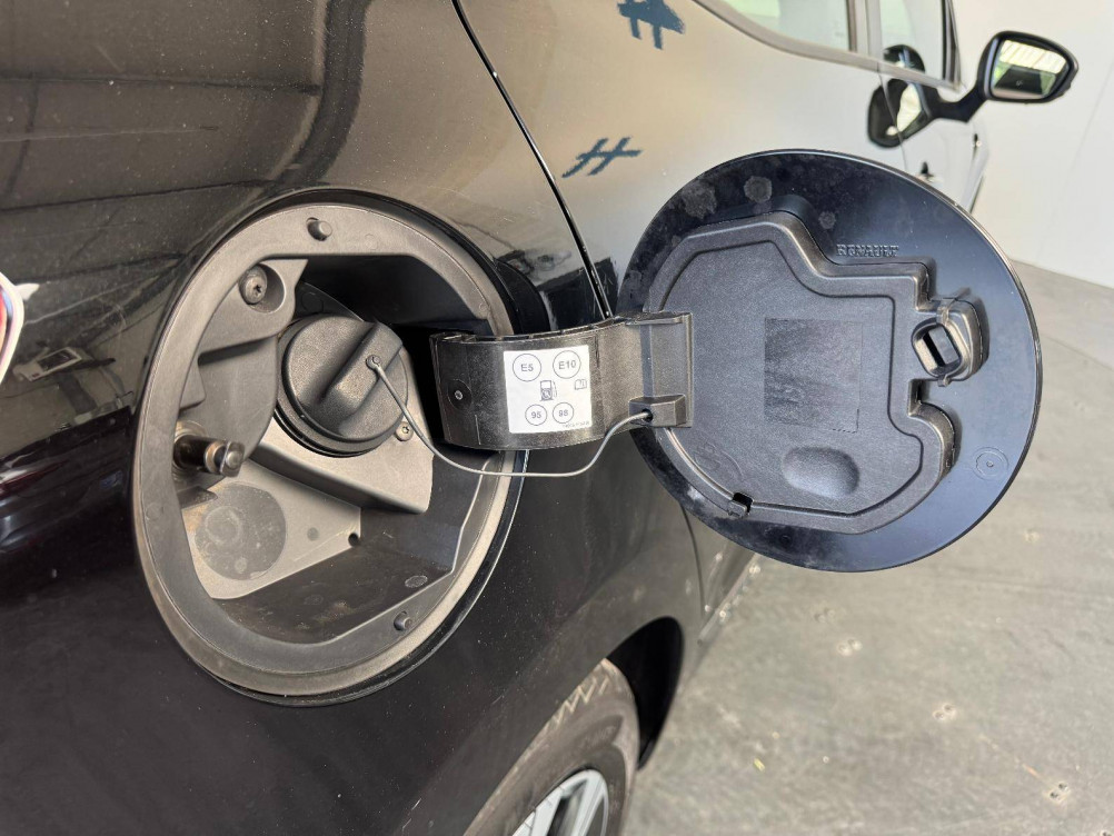 Acheter Renault Clio 5 Clio E-Tech 140 - 21N Limited 5p occasion dans les concessions du Groupe Faurie