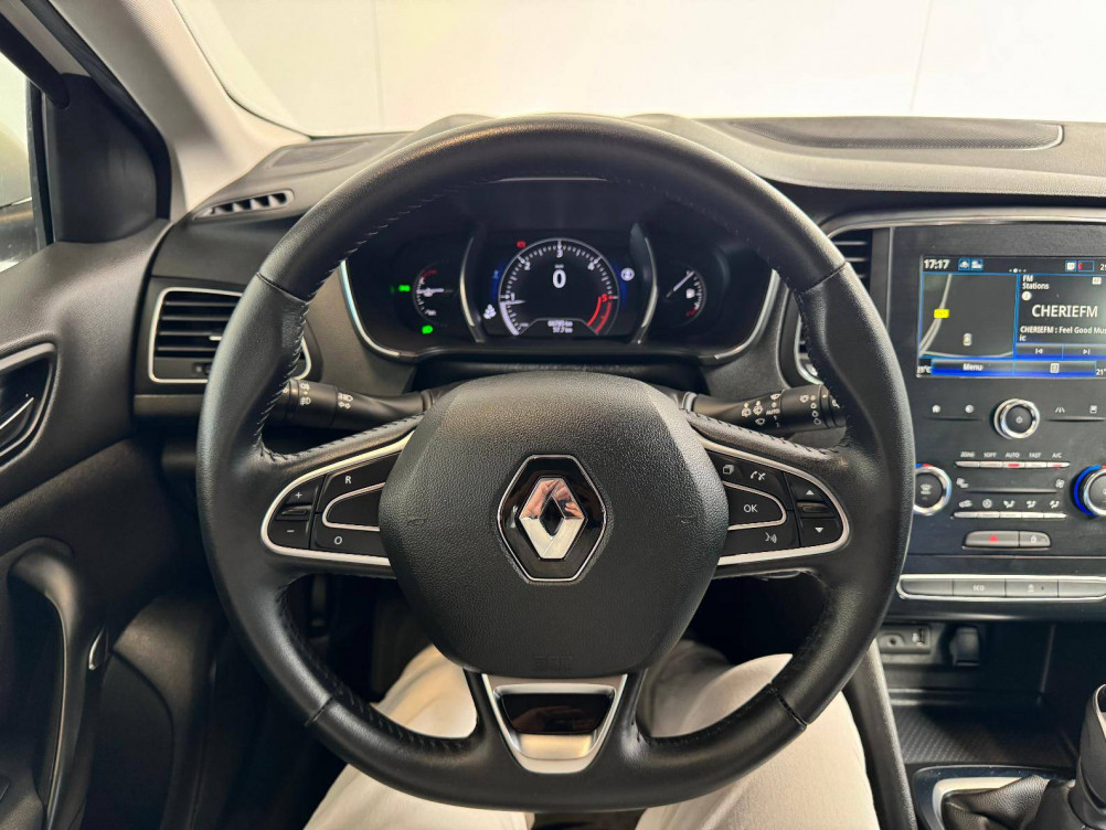 Acheter Renault Megane 4 Mégane IV Berline Blue dCi 115 Business 5p occasion dans les concessions du Groupe Faurie