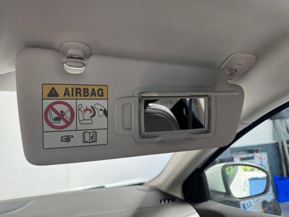 Acheter Renault Megane 4 MEGANE IV SOCIETE BLUE DCI 115 - 21B AIR NAV 2P 5p occasion dans les concessions du Groupe Faurie