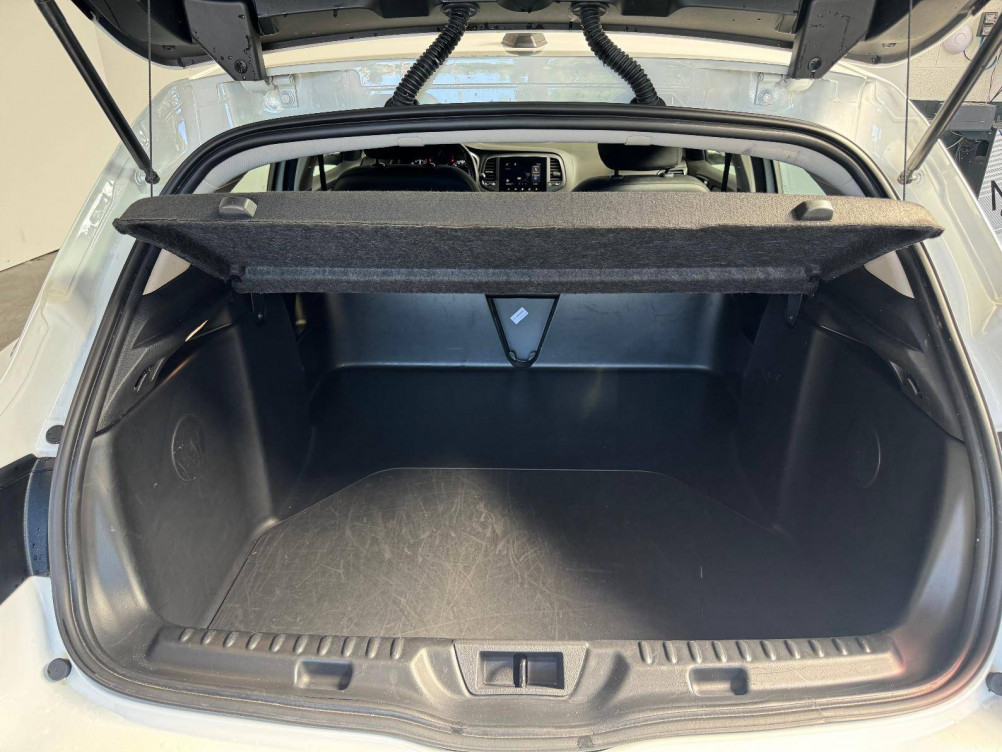 Acheter Renault Megane 4 MEGANE IV SOCIETE BLUE DCI 115 - 21B AIR NAV 2P 5p occasion dans les concessions du Groupe Faurie