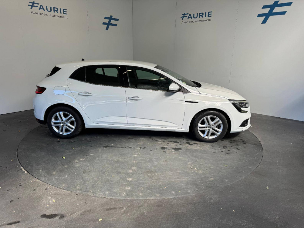 Acheter Renault Megane 4 Mégane IV Berline Blue dCi 115 Business 5p occasion dans les concessions du Groupe Faurie