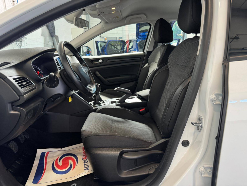 Acheter Renault Megane 4 MEGANE IV SOCIETE BLUE DCI 115 - 21B AIR NAV 2P 5p occasion dans les concessions du Groupe Faurie
