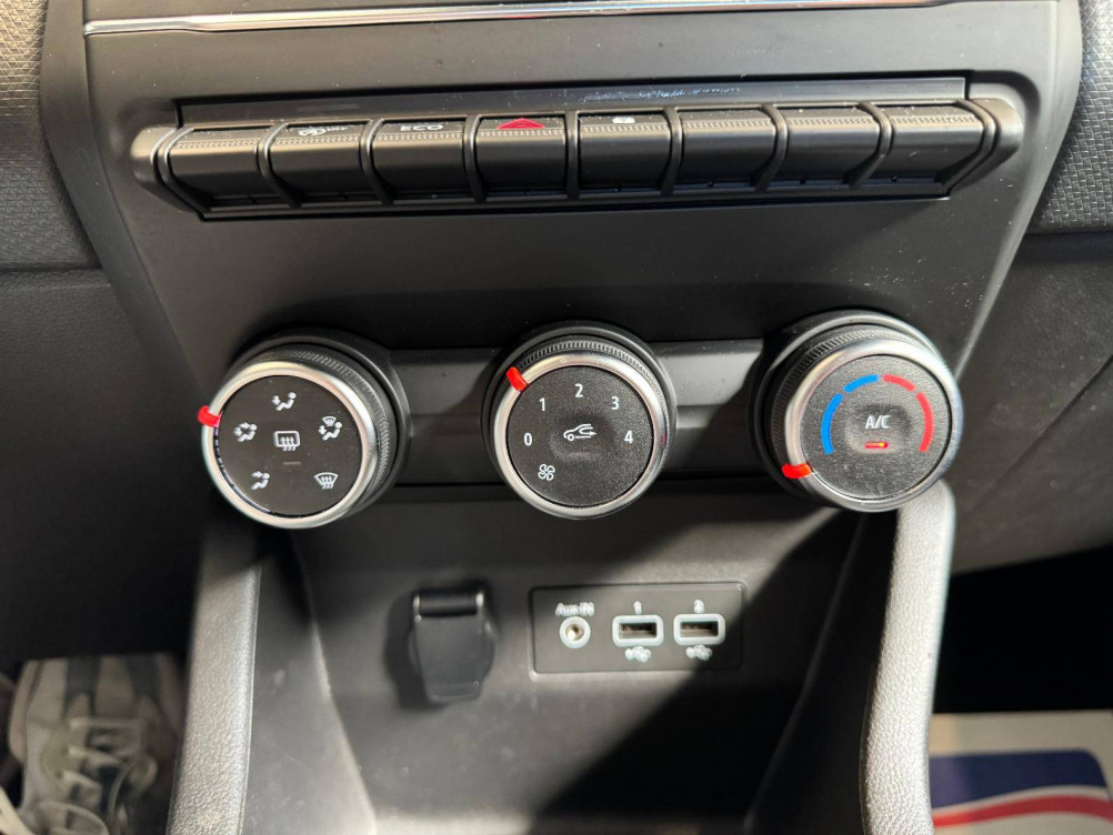 Acheter Renault Clio 5 Clio Blue dCi 100 - 21N Business 5p occasion dans les concessions du Groupe Faurie