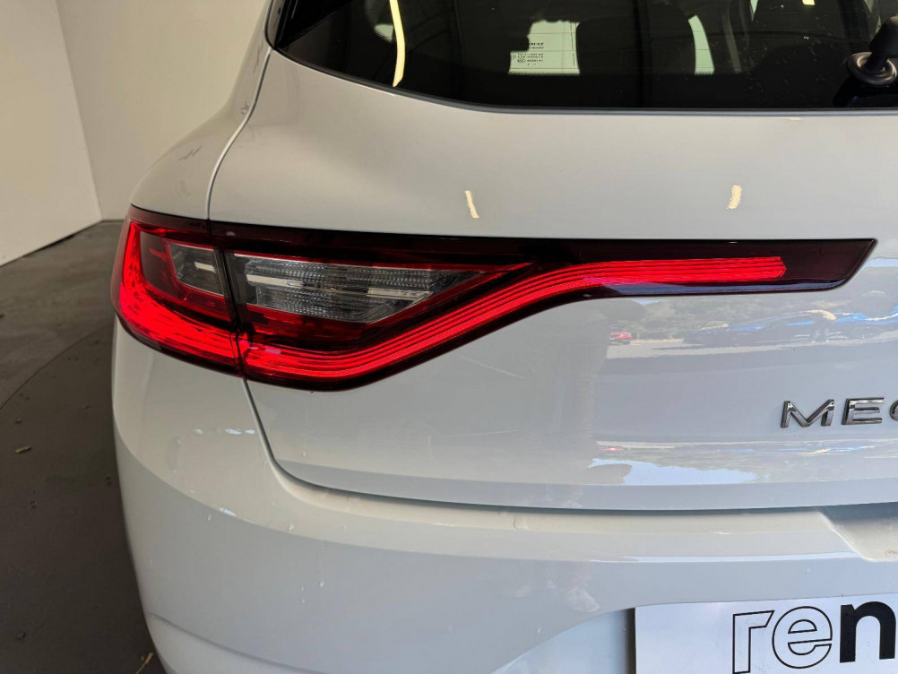 Acheter Renault Megane 4 Mégane IV Berline Blue dCi 115 Business 5p occasion dans les concessions du Groupe Faurie