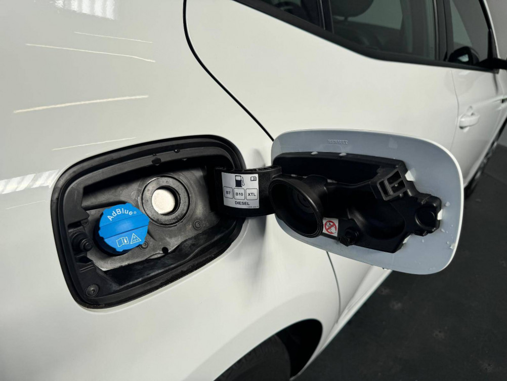 Acheter Renault Megane 4 MEGANE IV SOCIETE BLUE DCI 115 - 21B AIR NAV 2P 5p occasion dans les concessions du Groupe Faurie