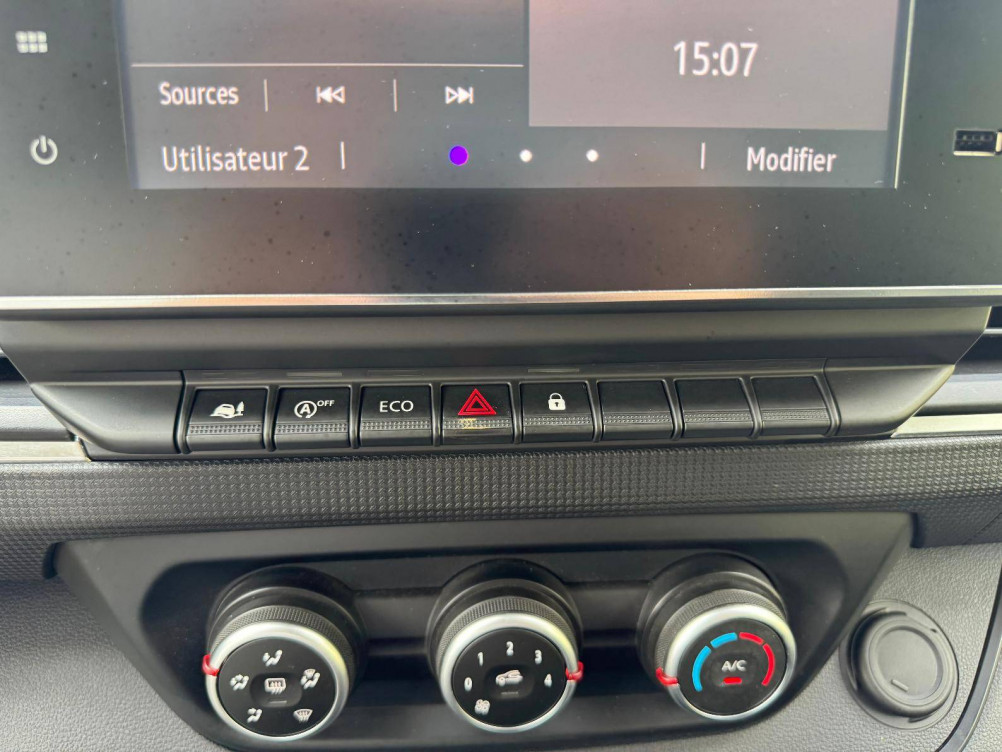 Acheter Renault Trafic 3 TRAFIC FGN L1H1 3000 KG BLUE DCI 130 GRAND CONFORT 4p occasion dans les concessions du Groupe Faurie