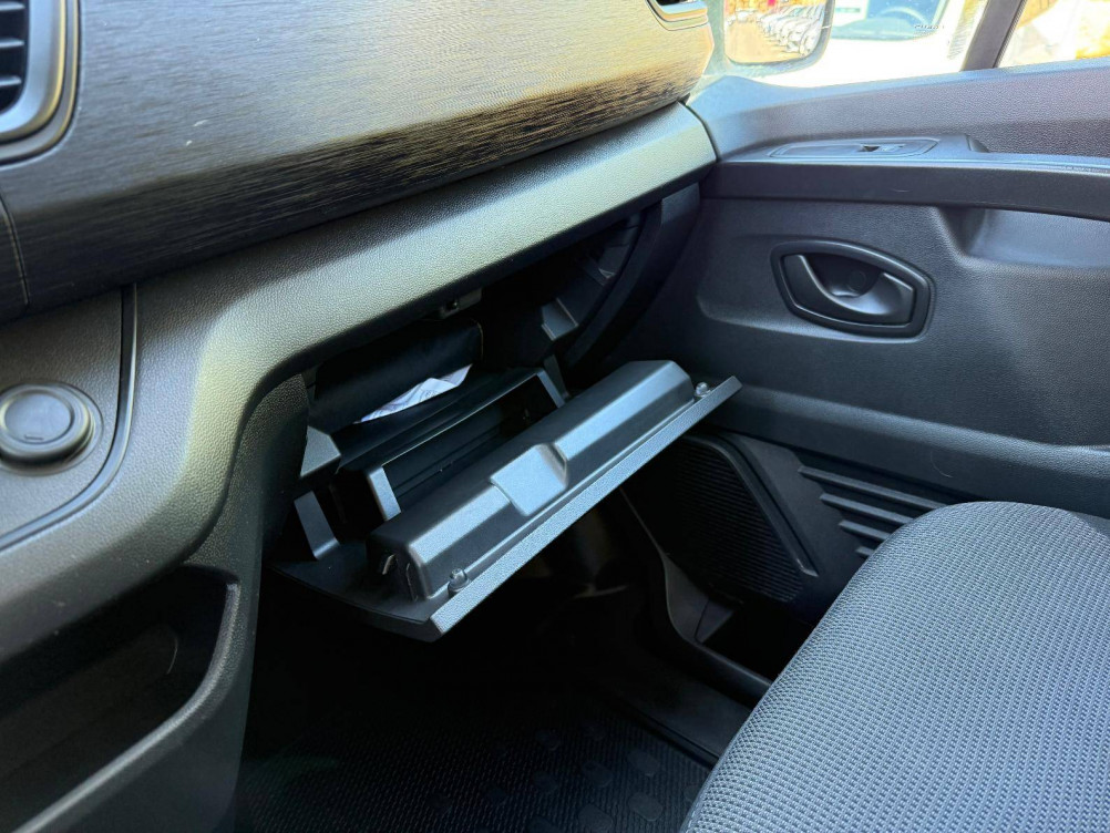 Acheter Renault Trafic 3 Trafic L2 dCi 150 Energy S&S Zen 4p occasion dans les concessions du Groupe Faurie