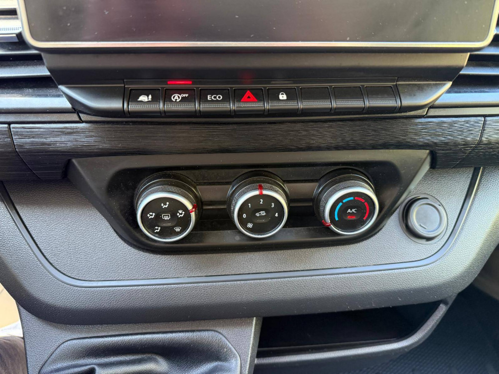 Acheter Renault Trafic 3 Trafic L2 dCi 150 Energy S&S Zen 4p occasion dans les concessions du Groupe Faurie