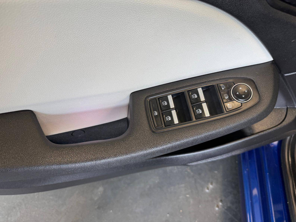 Acheter Renault Clio 5 Clio E-Tech 140 Intens 5p occasion dans les concessions du Groupe Faurie