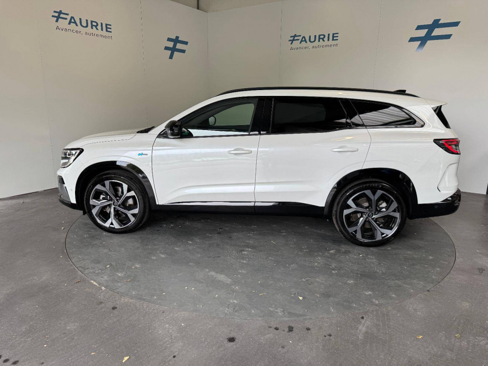 Acheter Renault Espace 6 Espace E-Tech hybrid 200 esprit Alpine 5p occasion dans les concessions du Groupe Faurie