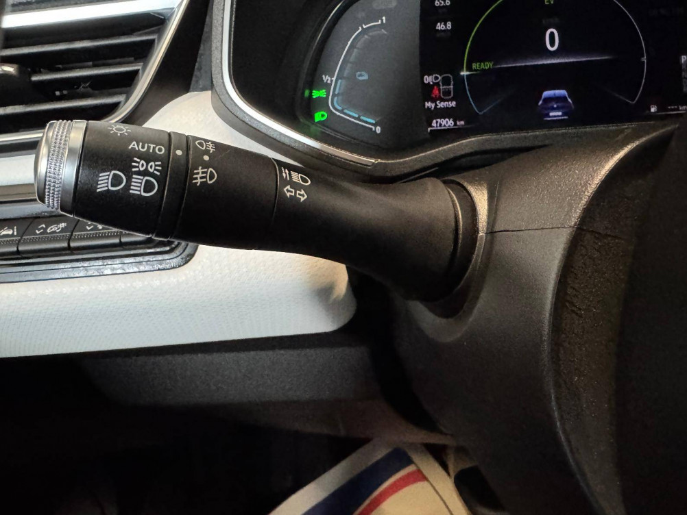 Acheter Renault Clio 5 Clio E-Tech 140 Intens 5p occasion dans les concessions du Groupe Faurie