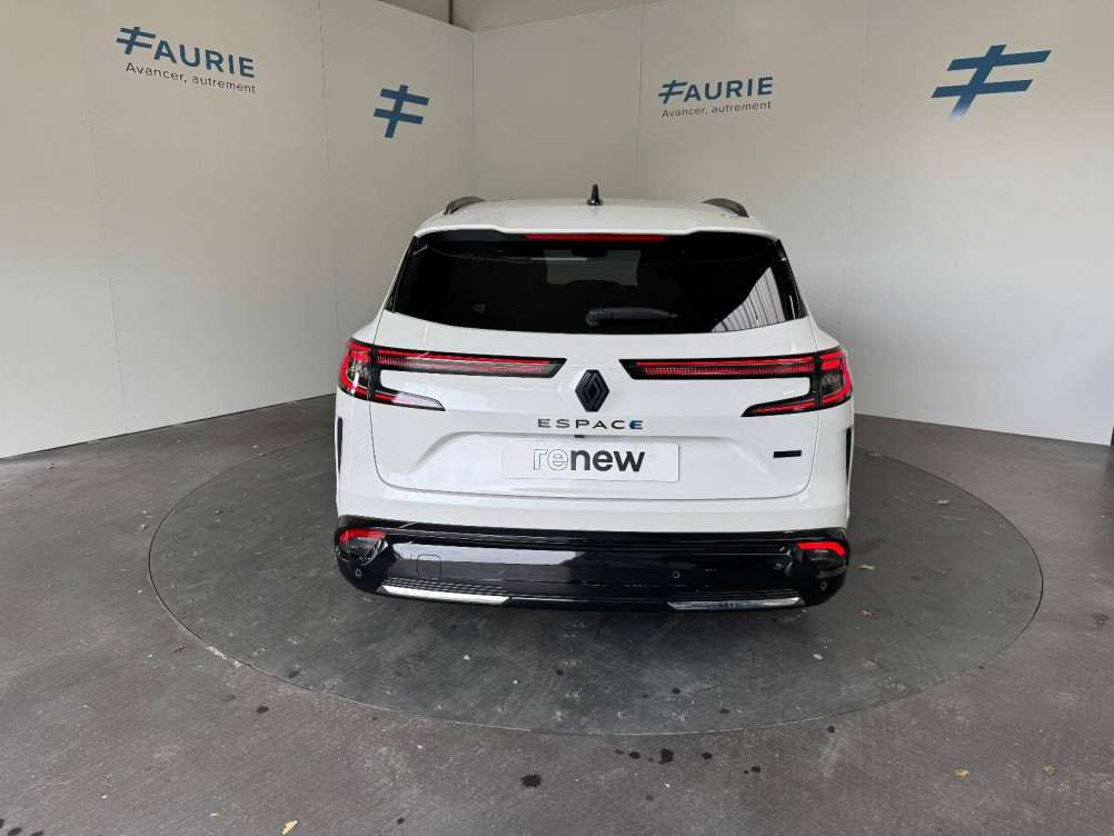Acheter Renault Espace 6 Espace E-Tech hybrid 200 esprit Alpine 5p occasion dans les concessions du Groupe Faurie