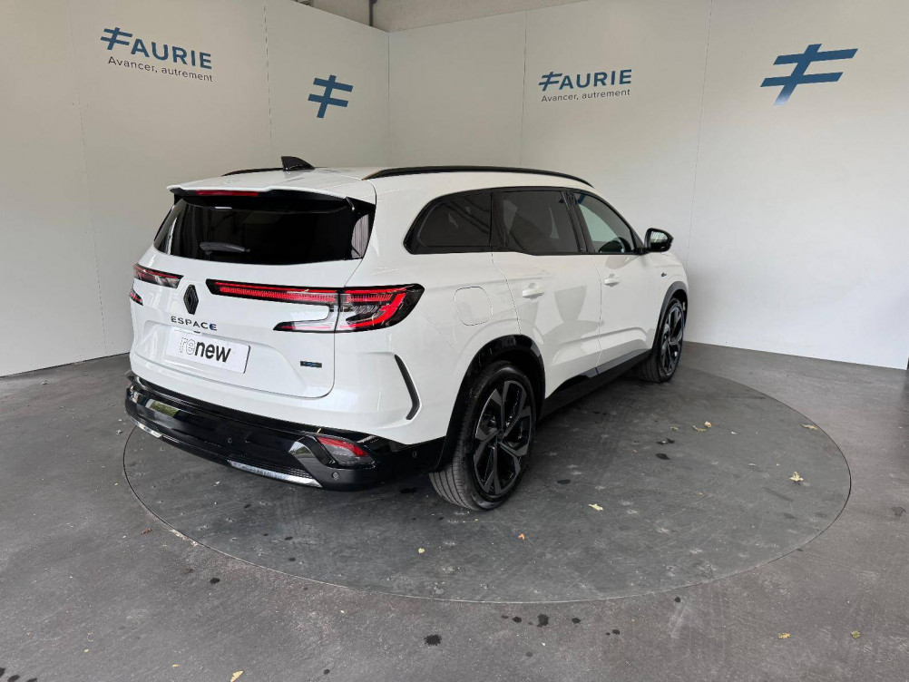 Acheter Renault Espace 6 Espace E-Tech hybrid 200 esprit Alpine 5p occasion dans les concessions du Groupe Faurie