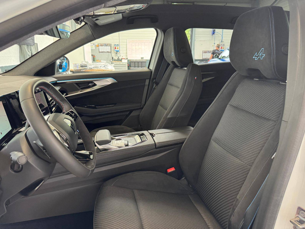 Acheter Renault Espace 6 Espace E-Tech hybrid 200 esprit Alpine 5p occasion dans les concessions du Groupe Faurie