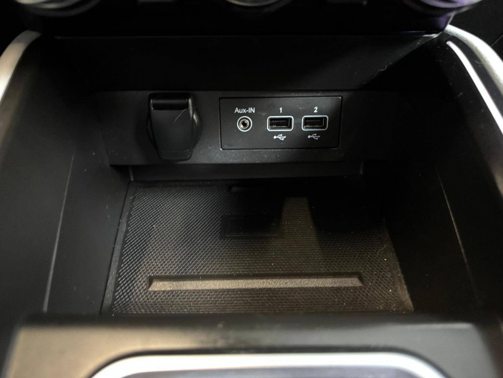 Acheter Renault Clio 5 Clio E-Tech 140 Intens 5p occasion dans les concessions du Groupe Faurie