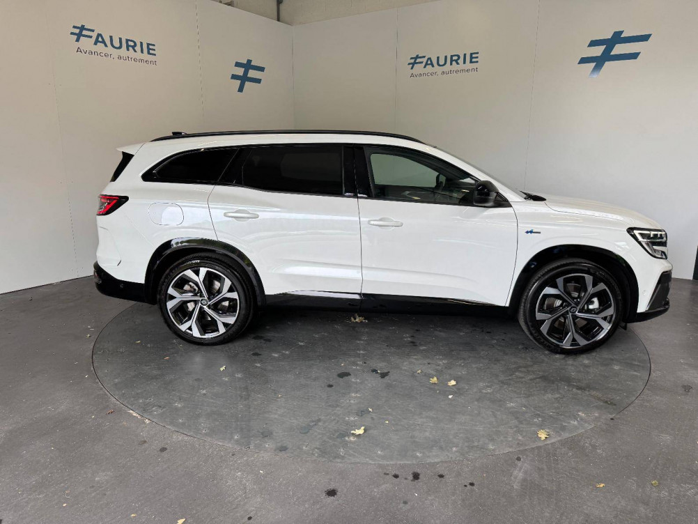 Acheter Renault Espace 6 Espace E-Tech hybrid 200 esprit Alpine 5p occasion dans les concessions du Groupe Faurie