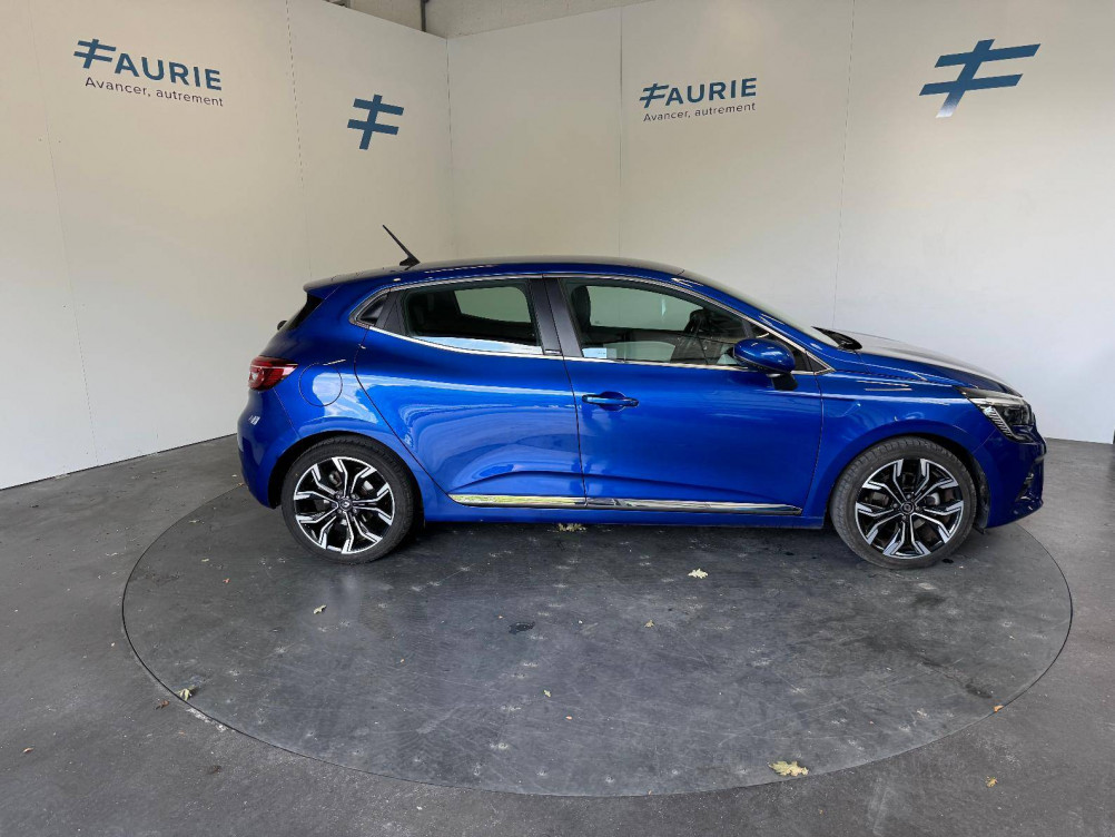 Acheter Renault Clio 5 Clio E-Tech 140 Intens 5p occasion dans les concessions du Groupe Faurie