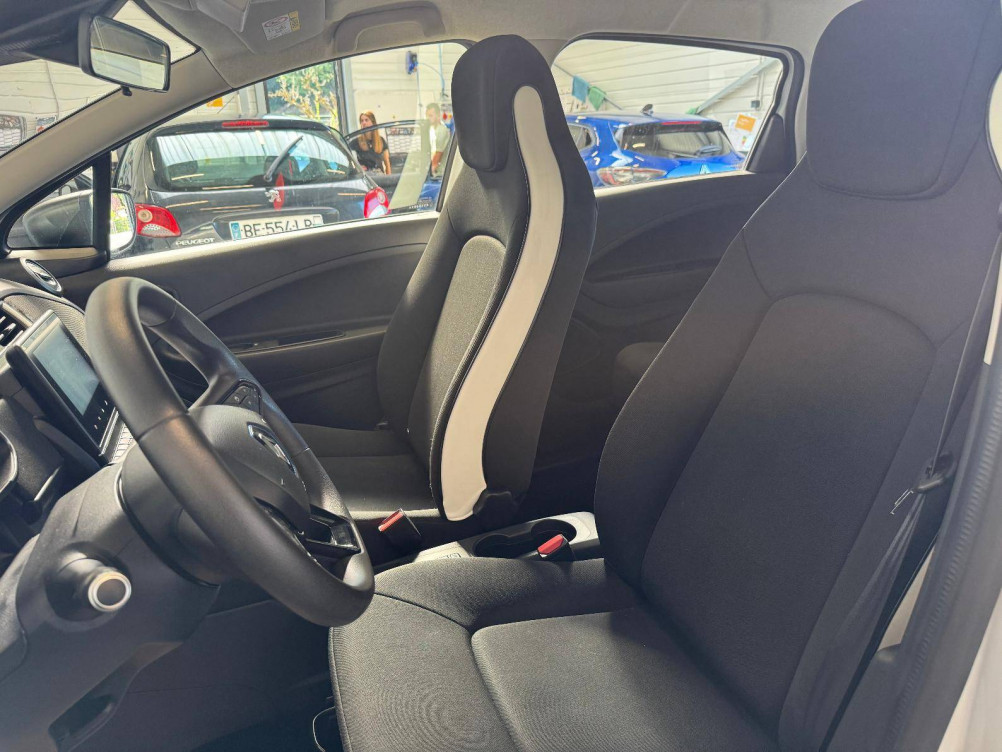 Acheter Renault Zoe Zoe R110 Achat Intégral Team Rugby 5p occasion dans les concessions du Groupe Faurie