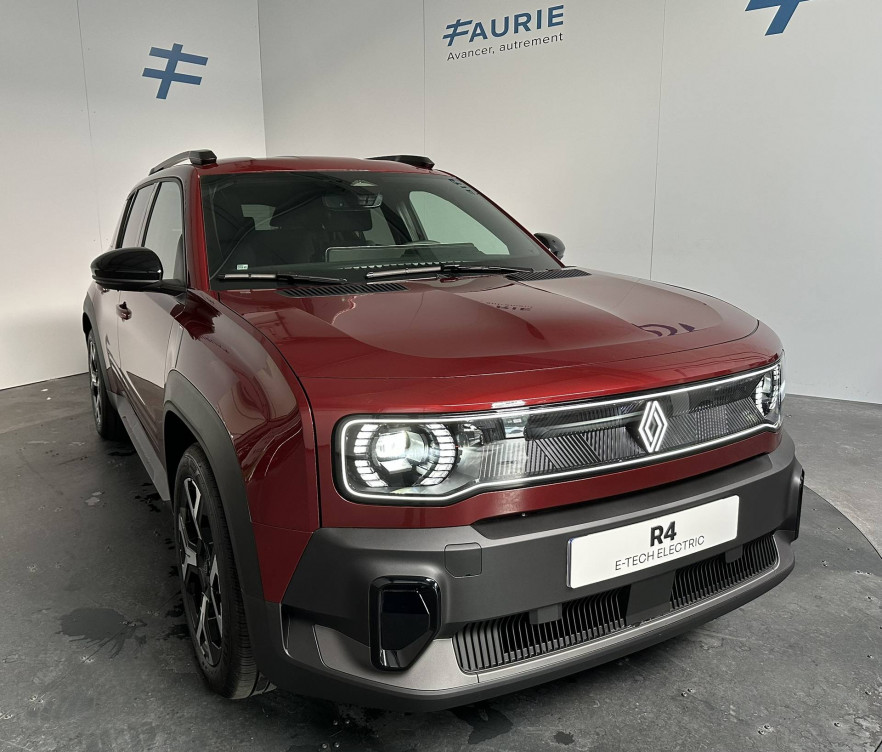 Acheter Renault Renault 4 Renault 4 E-Tech Electrique 150 ch autonomie confort Techno 5p neuf dans les concessions du Groupe Faurie