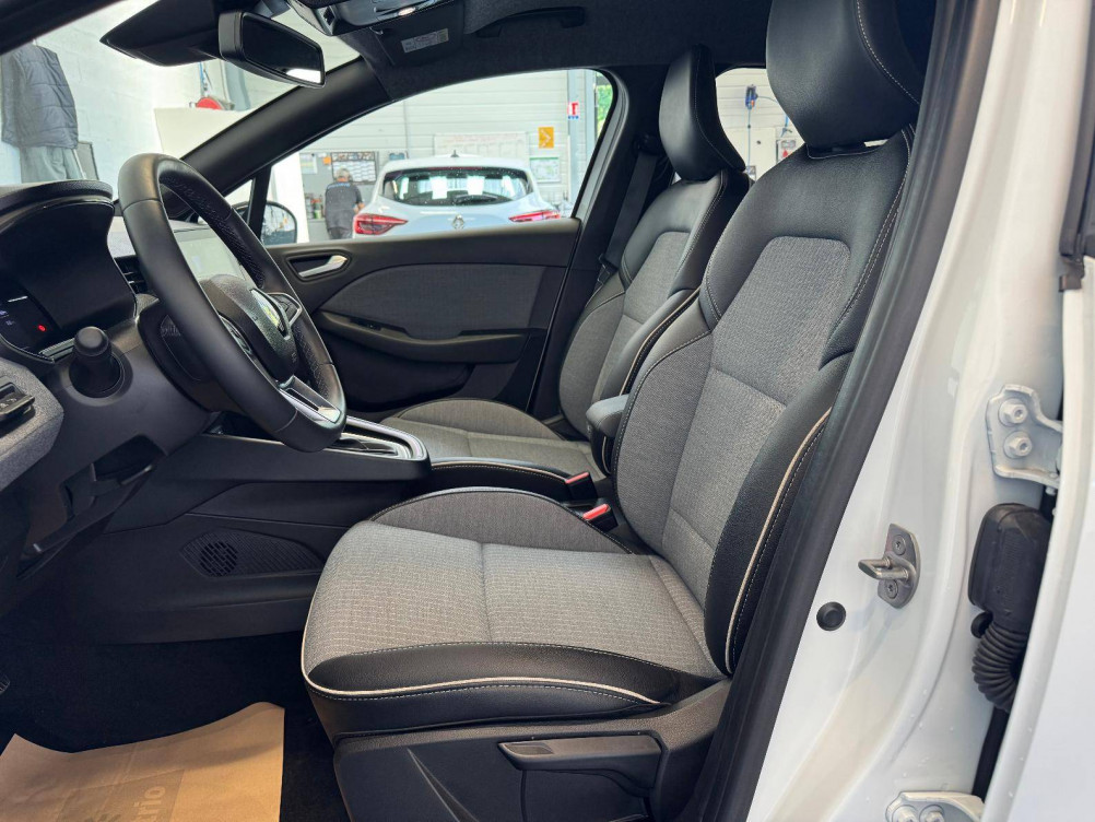 Acheter Renault Clio 5 Clio E-Tech full hybrid 145 Techno 5p occasion dans les concessions du Groupe Faurie