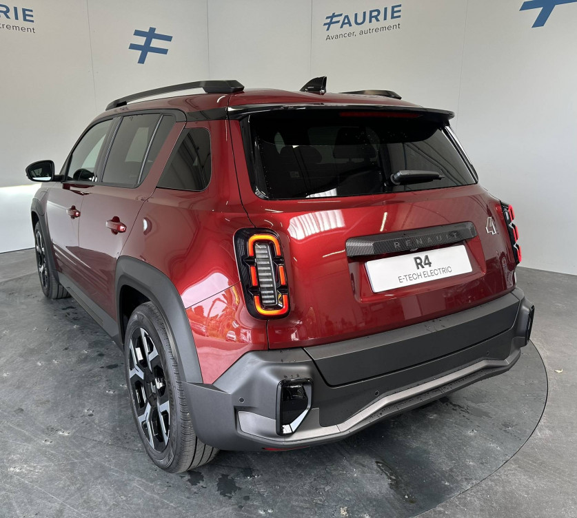 Acheter Renault Renault 4 Renault 4 E-Tech Electrique 150 ch autonomie confort Techno 5p neuf dans les concessions du Groupe Faurie