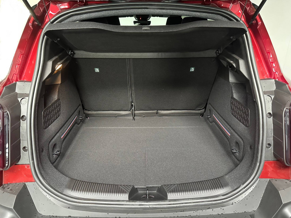 Acheter Renault Renault 4 Renault 4 E-Tech Electrique 150 ch autonomie confort Techno 5p neuf dans les concessions du Groupe Faurie