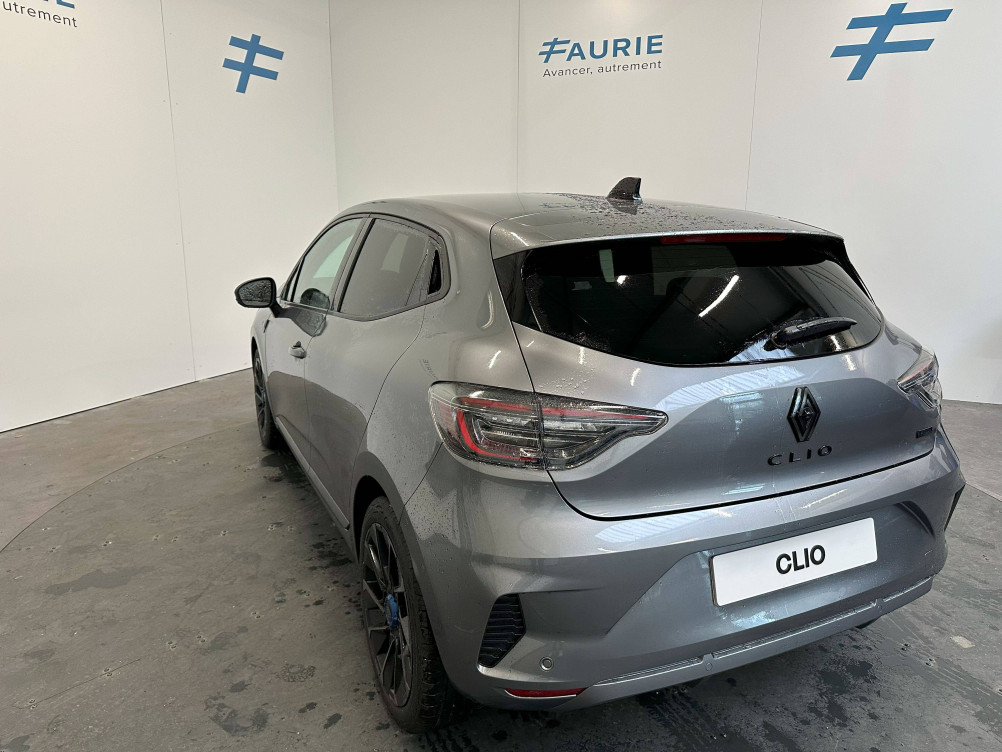 Acheter Renault Clio 5 Clio E-Tech full hybrid 145 GSR2 Esprit Alpine 5p neuf dans les concessions du Groupe Faurie