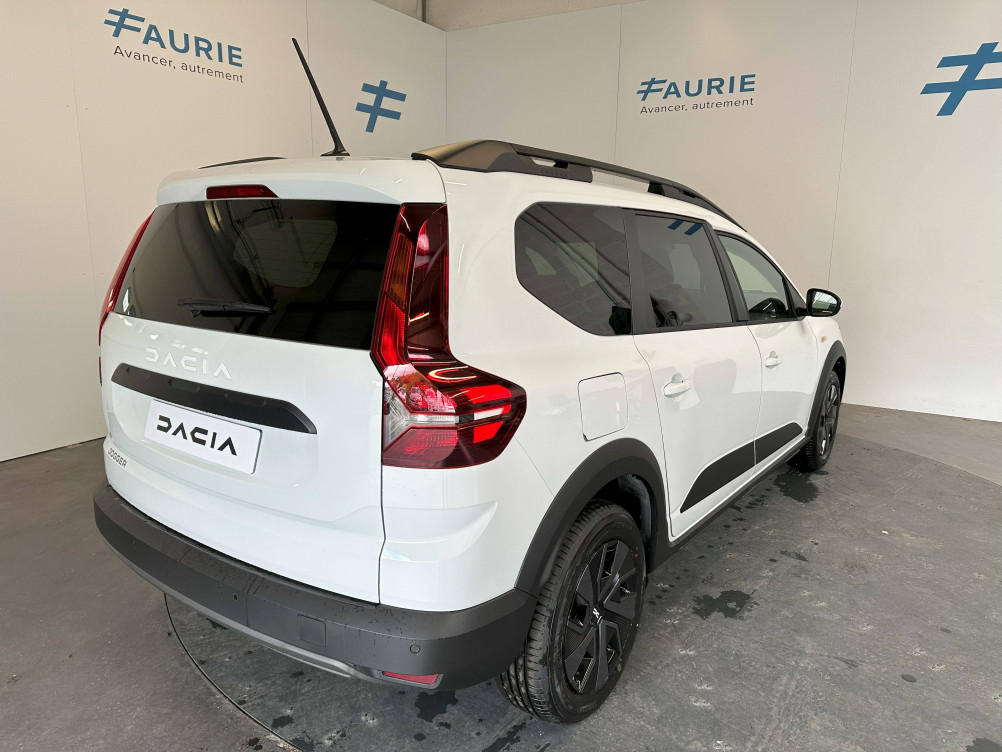 Acheter Dacia Jogger Jogger TCe 110 7 places GSR2 Expression 5p neuf dans les concessions du Groupe Faurie