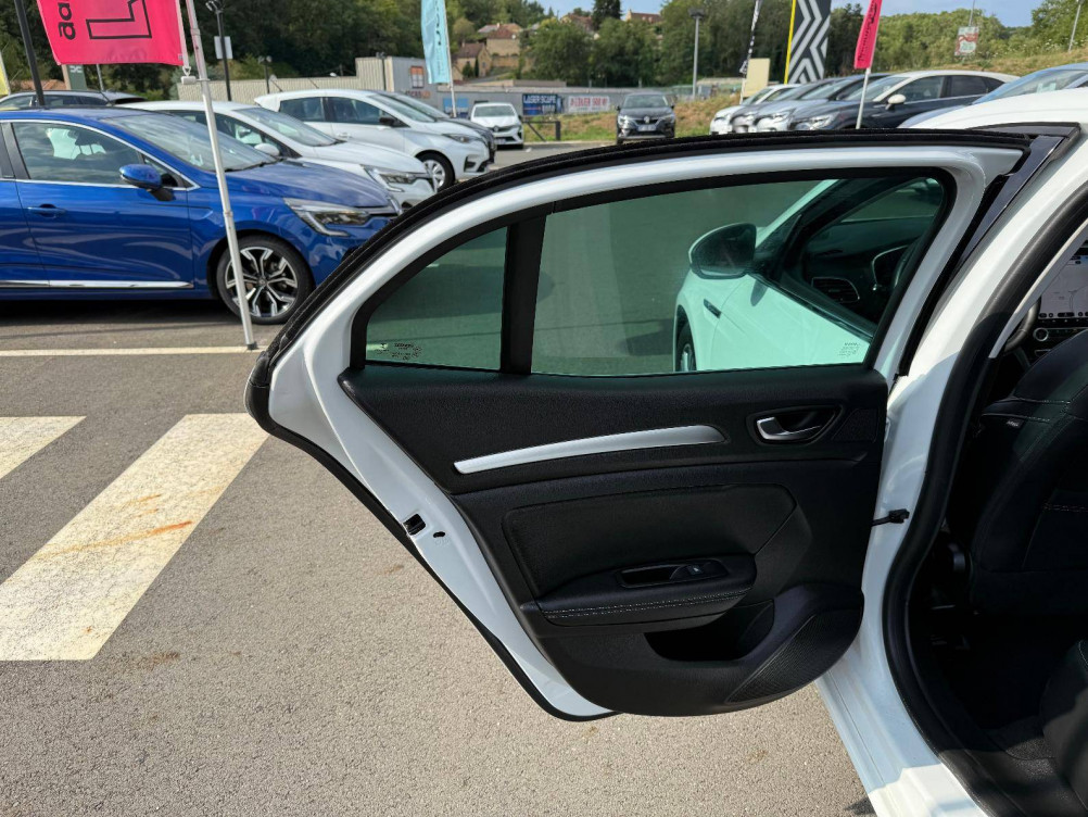 Acheter Renault Megane 4 Mégane IV Berline Blue dCi 115 - 21N Intens 5p occasion dans les concessions du Groupe Faurie