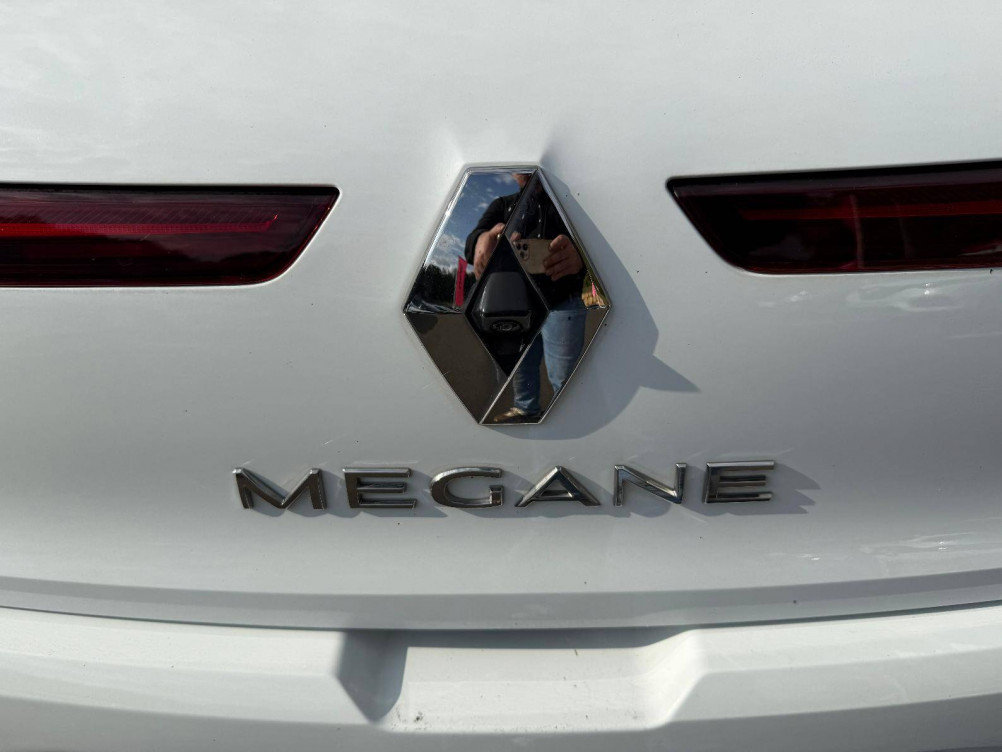 Acheter Renault Megane 4 Mégane IV Berline Blue dCi 115 - 21N Intens 5p occasion dans les concessions du Groupe Faurie