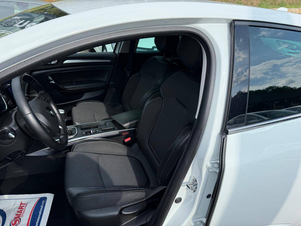 Acheter Renault Megane 4 Mégane IV Berline Blue dCi 115 - 21N Intens 5p occasion dans les concessions du Groupe Faurie