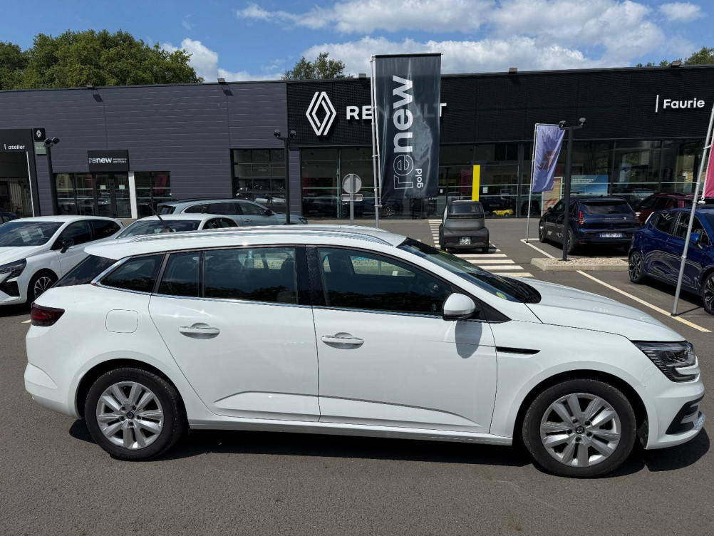 Acheter Renault Megane 4 Mégane IV Estate Blue dCi 115 EDC Business 5p occasion dans les concessions du Groupe Faurie