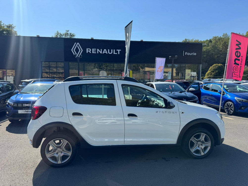 Acheter Dacia Sandero Sandero SCe 75 Urban Stepway 5p occasion dans les concessions du Groupe Faurie
