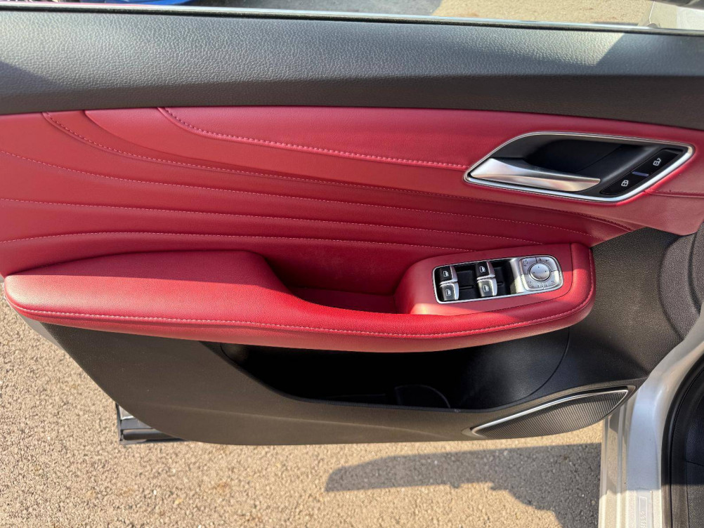 Acheter MG Motor EHS EHS 1.5T GDI PHEV Luxury 5p occasion dans les concessions du Groupe Faurie
