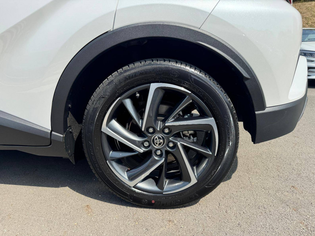 Acheter Toyota C-HR C-HR Hybride 2.0L Design Ultimate 5p occasion dans les concessions du Groupe Faurie