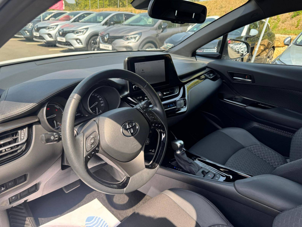 Acheter Toyota C-HR C-HR Hybride 2.0L Design Ultimate 5p occasion dans les concessions du Groupe Faurie
