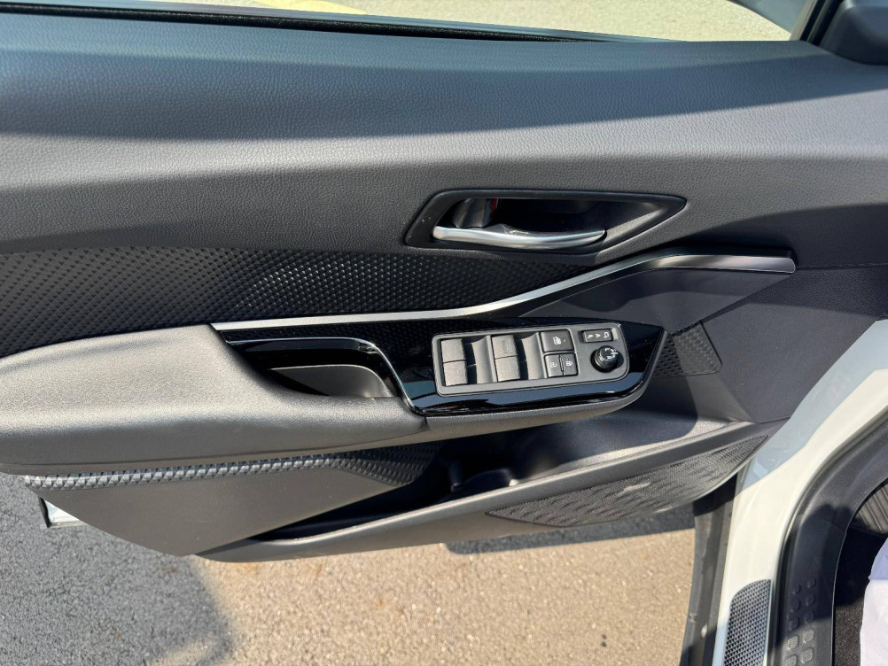 Acheter Toyota C-HR C-HR Hybride 2.0L Design Ultimate 5p occasion dans les concessions du Groupe Faurie