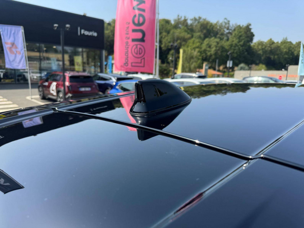 Acheter Toyota C-HR C-HR Hybride 2.0L Design Ultimate 5p occasion dans les concessions du Groupe Faurie