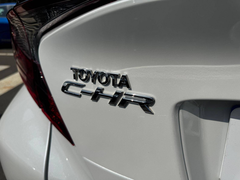 Acheter Toyota C-HR C-HR Hybride 2.0L Design Ultimate 5p occasion dans les concessions du Groupe Faurie